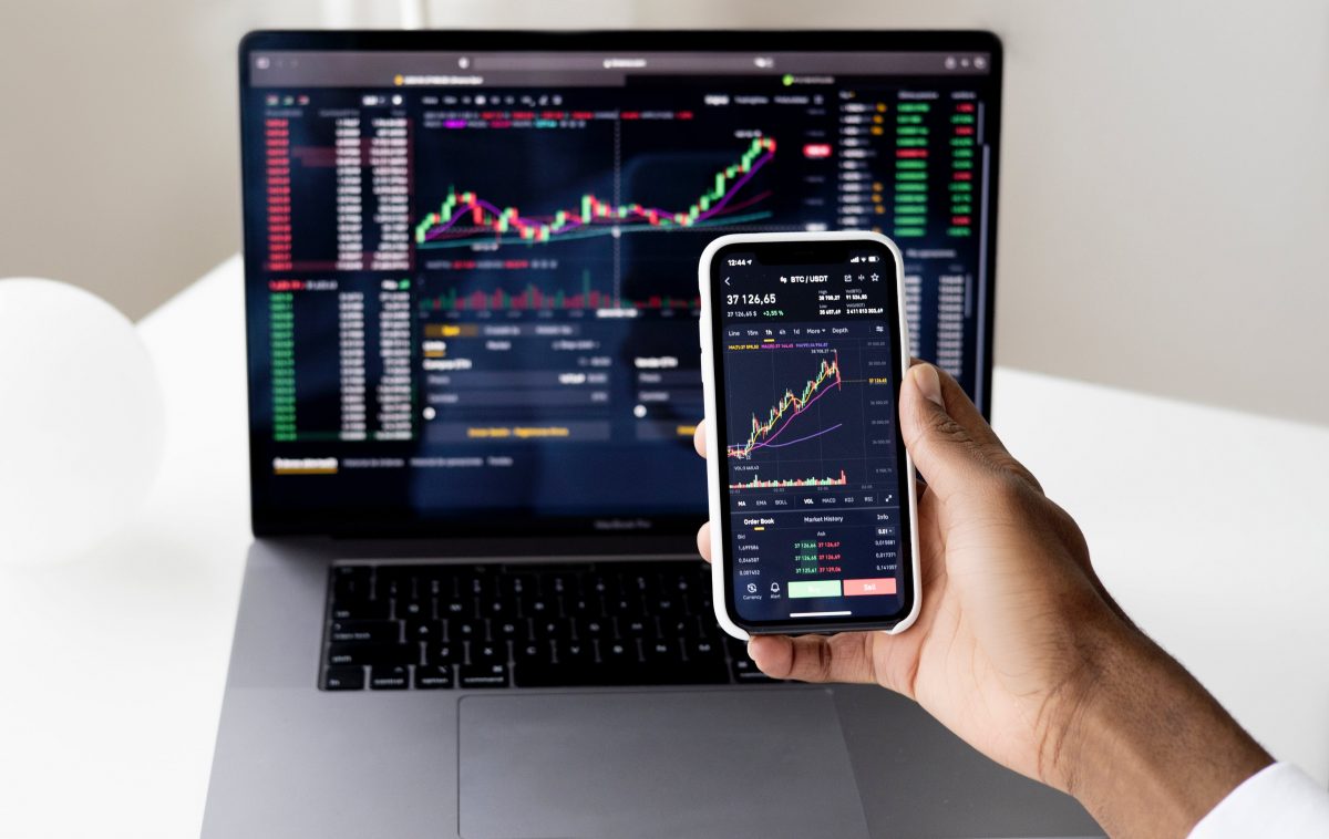 Top rated mobile apps for day trading stocks and forex.